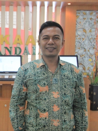 Roni Purnama, A.Md