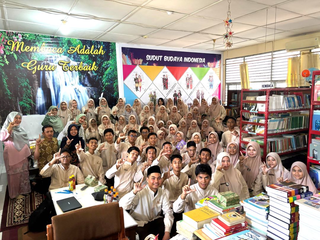 Library UNAND Goes To School: Cara Baru Tingkatkan Kecintaan Terhadap Perpustakaan